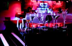 Mijoteuse Cocotte Ronde Fonte émaillée INVICTA Bleu Réglisse D28 -Cuisine Cuisson Magasin mijoteuse cocotte ronde fonte emaillee invicta bleu reglisse d28 2